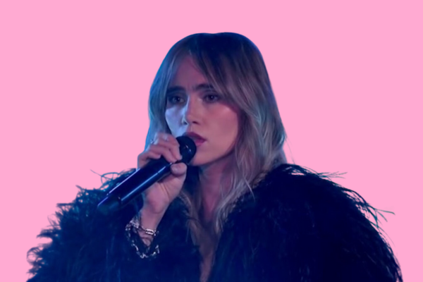 Suki Waterhouse